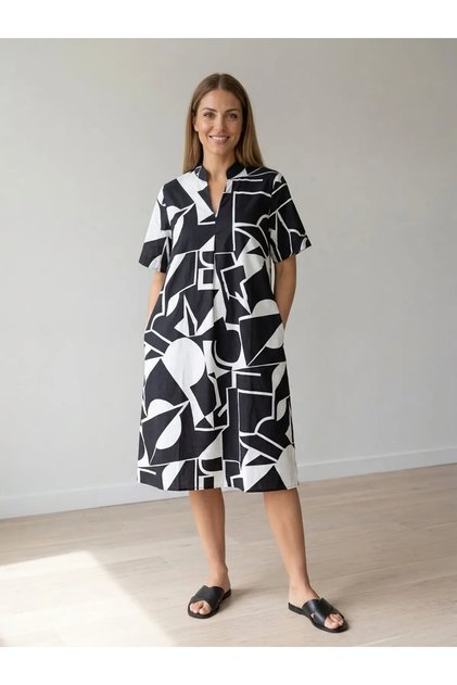 Women's Patterned Summer V-Neck Midi Length Short Sleeve Dress 12C-2420