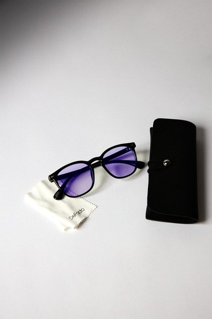Thick Frame Photochromic Women's Sunglasses I7210Axns