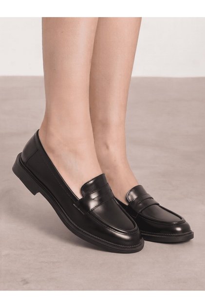 Daily Women's Flat Loafer Classic Patterned Sole Chain Oval Toe Moccasin Simple Stylish Shoes 130