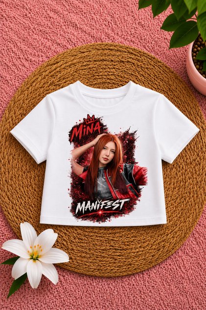 Manifest Printed Crop T-Shirt Is a Slim Fit. Order One Size Larger. Slimfit.
