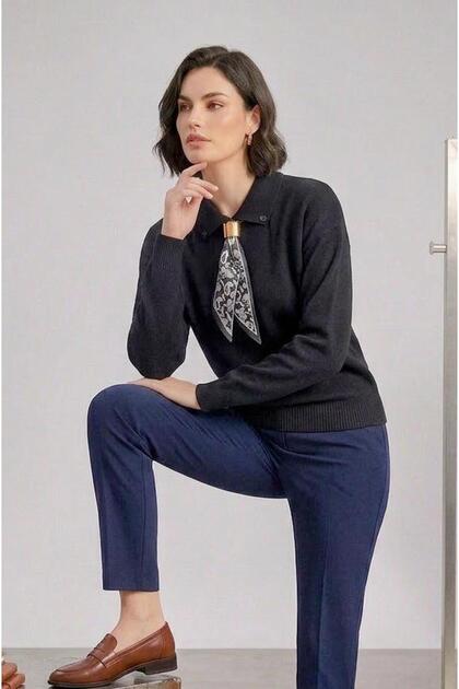 Women's Polo Collar Scarf-Trimmed Knitwear Sweater