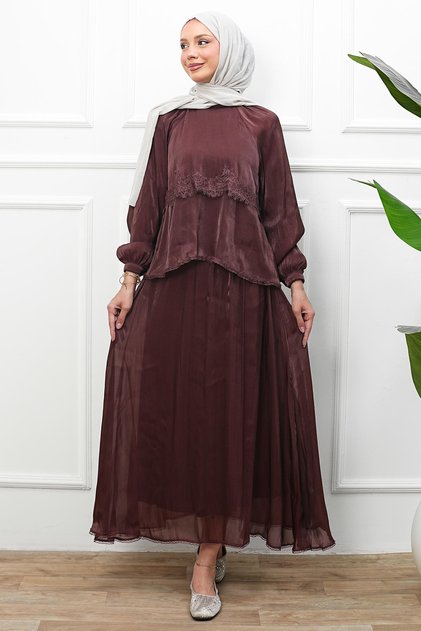 Brown Lace Detailed Skirt Suit