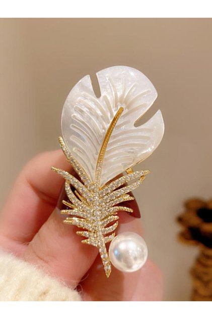 Gold Feather Brooch with Pearl