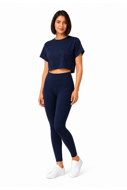 Kadın Spor Alt Üst Takım – Yüksek Bel Tayt ve Dökümlü Crop T-Shirt Fitness Seti