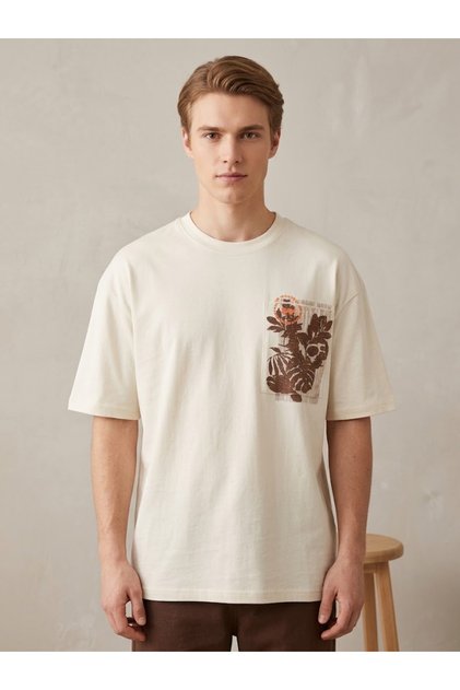 Men's Ecru Oversize T-Shirt with Floral Print, Crew Neck, Short Sleeve, Casual Comfortable Cut T-Shirt