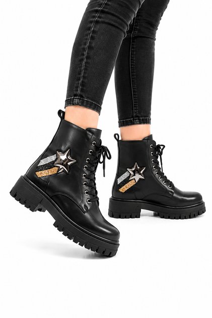 Zippered Star Accessory Cold and Water Resistant Girls' Boots Black