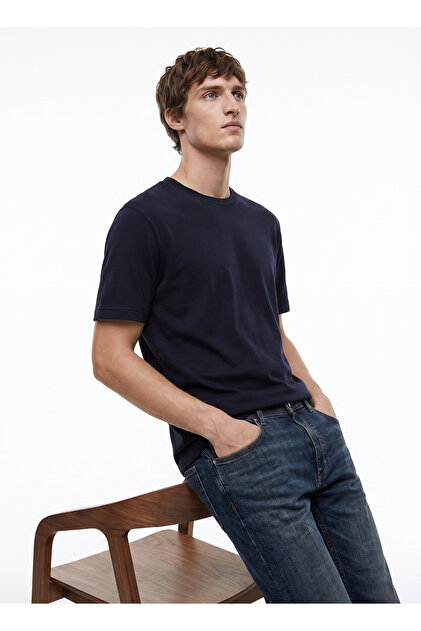 Siyah Erkek Regular Fit T-Shirt D2620078001_Small Logo T-shirt
