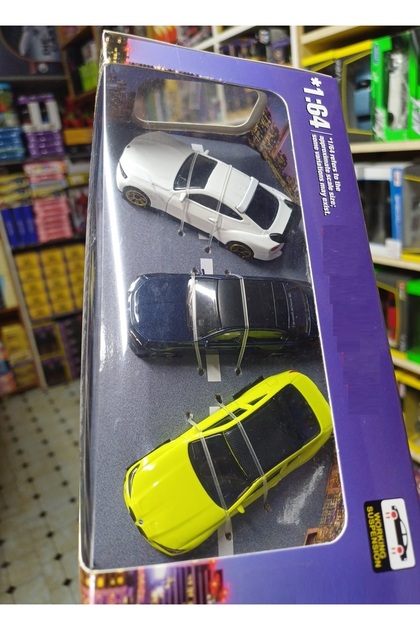 Bmw M4 Bmw i7 Bmw CSL 3.0 Metal Araba 3 Adet Birden Araç Seti MSZ Orjinal 1:64 Ölçek Model 3lü Araçlar 7.5cm