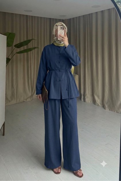 Women's Hijab Set / Top and Bottom / Two-Piece Pants Set with Pleated Detail