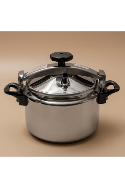 Steel Volcano Pressure Cooker, 7 Liters - Silver