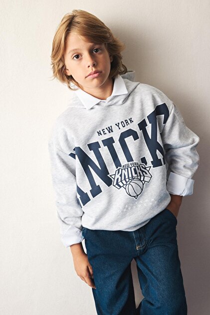 Nba New York Knicks Hooded Soft Fleece Sweatshirt for Boys I2237A826Wn
