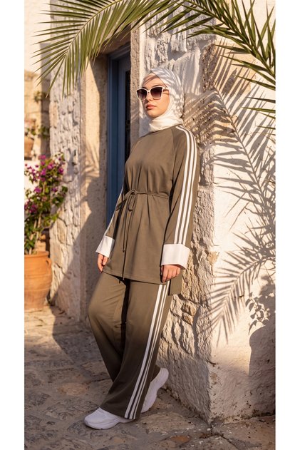 Women's Cream Cuffed Waist Tie-Up Stripe Detailed Hijab Tracksuit Set