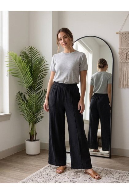 Strawberry pants