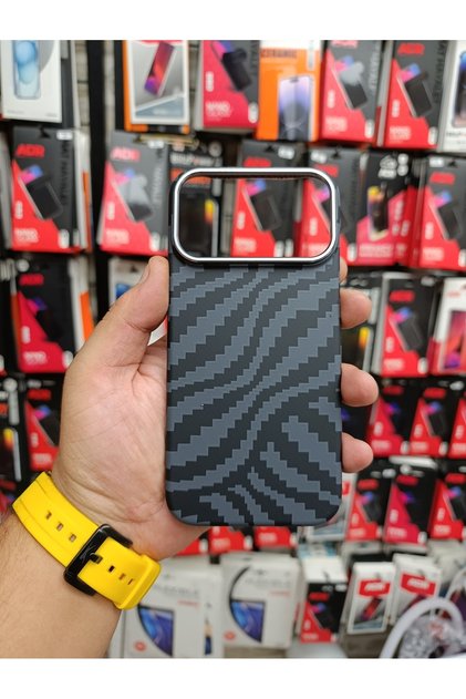 iPhone 17 Pro Case Premium Carbon Fiber Magsafe Compatible Ultra-Thin Stylish Design Magnetic Phone Case