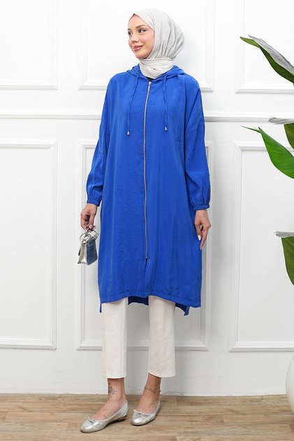Saks Blue Elastic Sleeve Zipper Cap