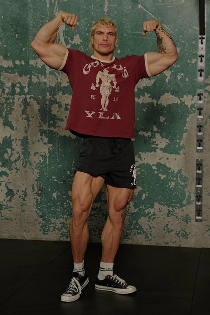 YOUNGLA GOLDS GYM