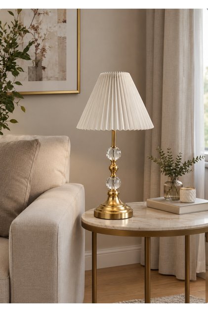 Elis Gold Metal Kristal Camlı Krem Kumaş Başlıklı Oturma Odası Salon Masa Lambası