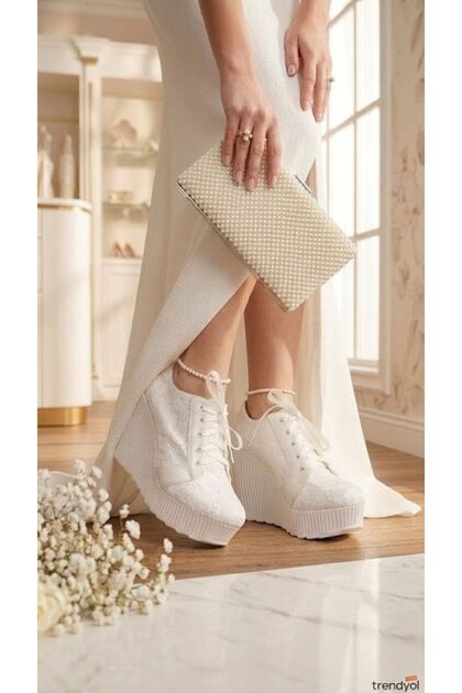 Women's Ecru Lace and Pearl Embroidered Wedge Heel Bridal Shoes and Pearl Clutch Bag Combination Set