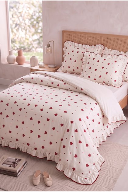 Ruffled Double Duvet Cover Set with Big and Small Hearts | 200X220 cm Duvet Cover, 2 Pieces 50X70 cm Pillowcases | Cotton Soft Texture