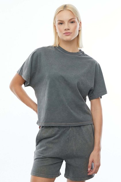 Tricou lavabil cu guler rotund, de culoare uni