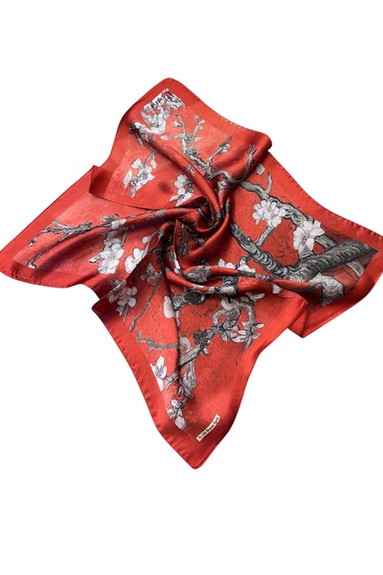 %100 İpek Van Gogh Badem Ağacı Kırmızı Bandana Fular - 55x55cm