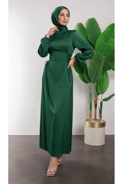 Rochie din satin cu legături laterale