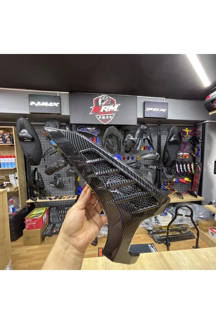 Nmax 21-24 ön sinyal üstü karbon