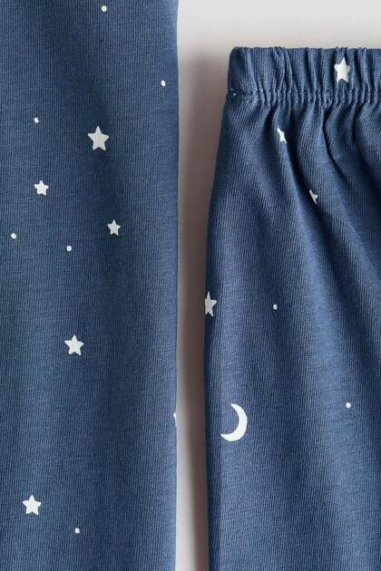 Cotton pyjamas