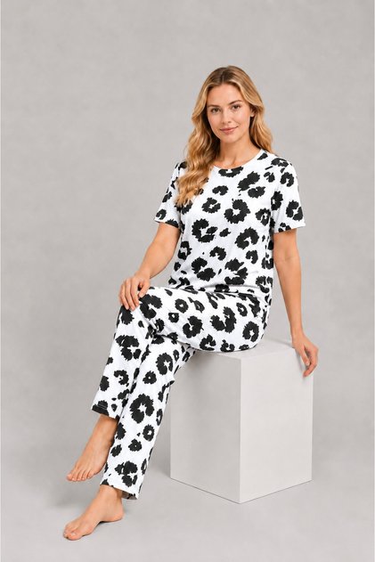 Kadın Pamuklu Leopar Desenli Kısa Kollu Uzun Alt Pijama Takımı