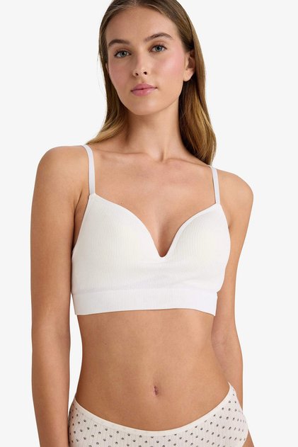 A8858Axwt46 White Padded Seamles Bra-Fall in Love