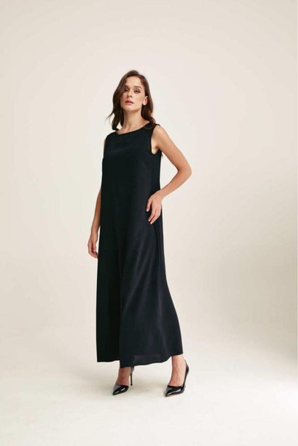 Plain Sleeveless Dress with a Loose Fit Black