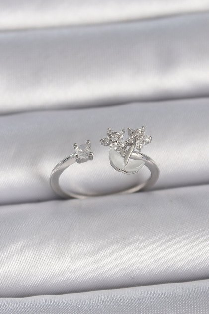 Brass Silver Color Adjustable Zircon Stone Star Model Women's Ring