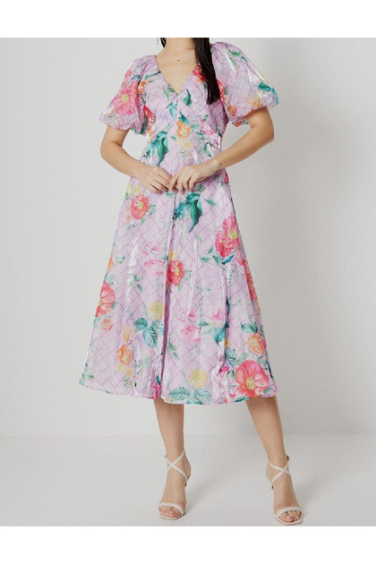 Rochie medie, Mov