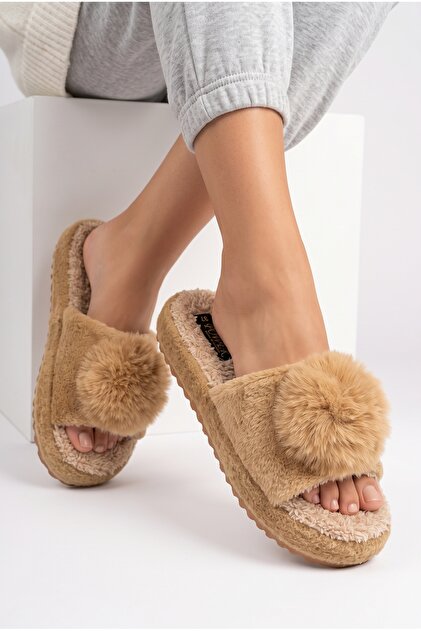 Women's Luxury Pompom Plush House Slippers Winter Warm Non-Slip Thick Sole Dowry Slippers
