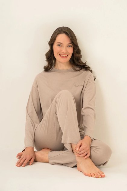 Kadın Pijama Takımı, Penye Modal, Mevsimlik Kumaş, %50 Pamuk %50 Modal, Yuvarlak Yaka, Çift Cepli