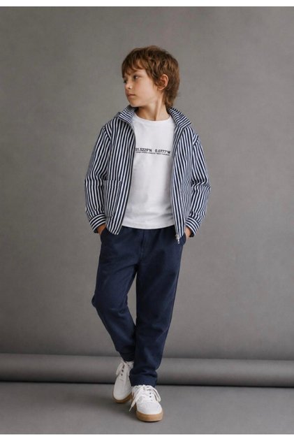 Line-Detailed Jacket, Short-Sleeved T-Shirt and Gabardine Pants Three-Piece Boy's Suit
