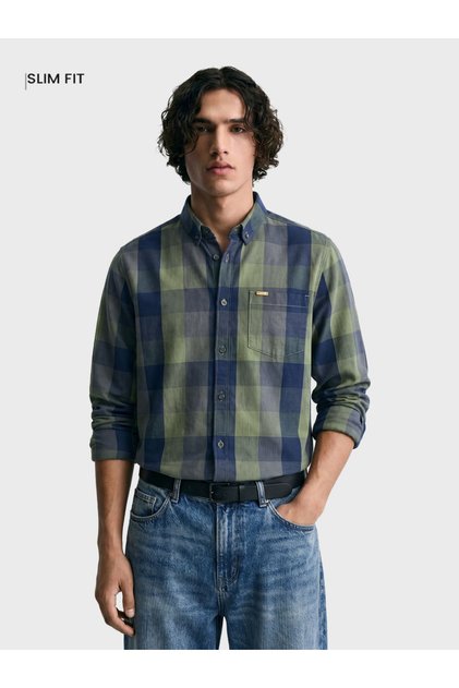Men Slim Fit Checked Button-down Collar Casual Shirt