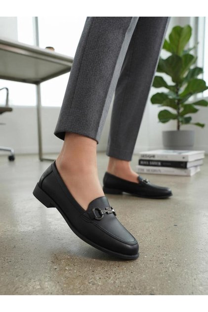 Black Leather Buckle Women's Casual Ballerinas