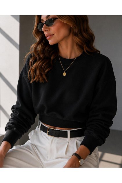 ÜÇ İPLİK SIFIR YAKA KISA BASİC SWEATSHİRT