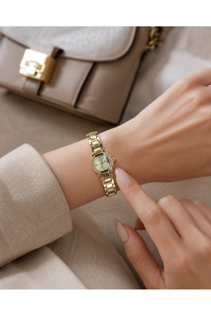 Women's Stone Round Case Wristwatch Gold Color Metal Bracelet Elegant Women's Watch