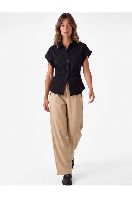 Cotton Slim Fit Classic Collar Peplum Cut Short Sleeve Poplin Shirt