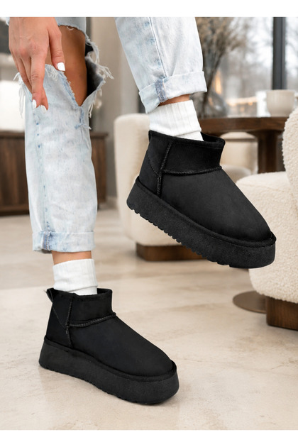 Boots with Feather