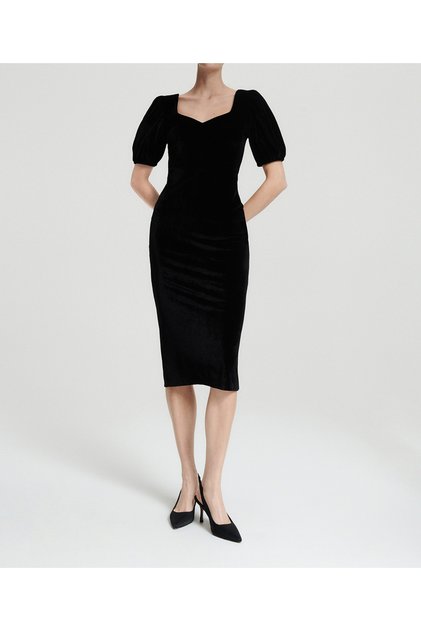 Rochie medie, Negru