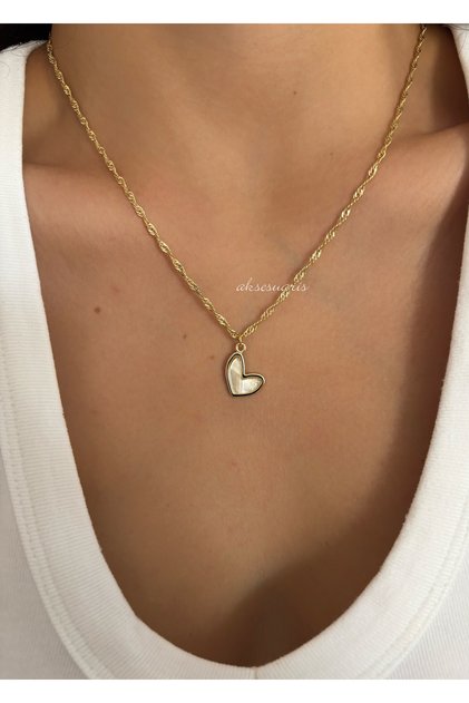 Gold Twisted Chain Heart Necklace