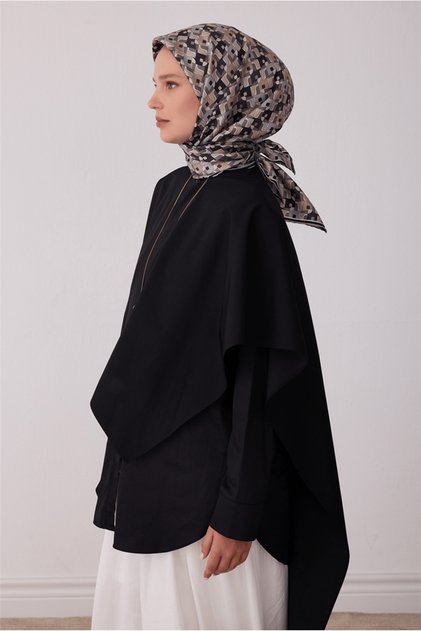 Black Geometric Pattern 100% Twill Silk Scarf 4402-32