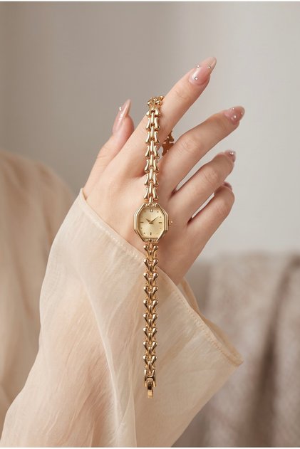 Women's Steel Watch Minimal Gold Color Vintage Old Money Luxury Classic Elegant Stylish Premium Women's Wristwatch | Limited Edition 2026