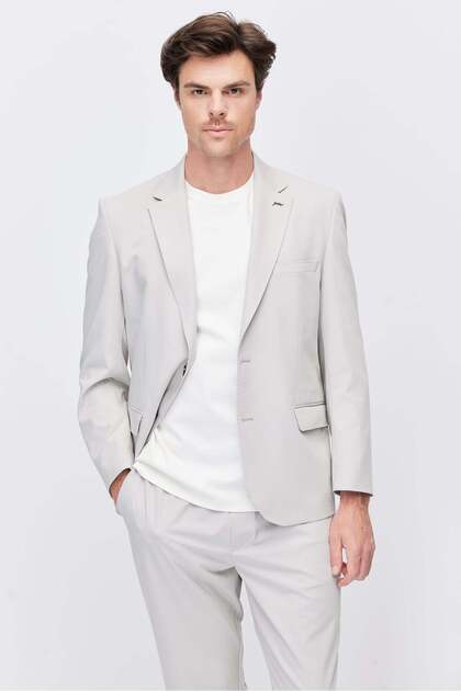 Men's Classic Cut Jacket