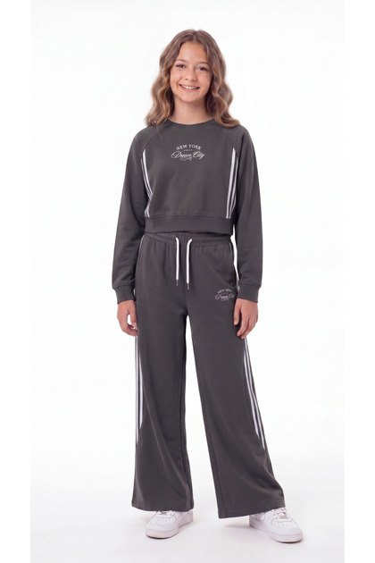 New York Dream City Printed Soft Textured-Comfort Fabric Girls' Top and Bottom Tracksuit Set