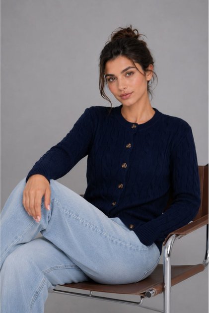 Bisiklet Yaka Düğmeli Saç Örgü Desenli Uzun Kollu Yumuşak Dokulu Triko Hırka AW26HI0022