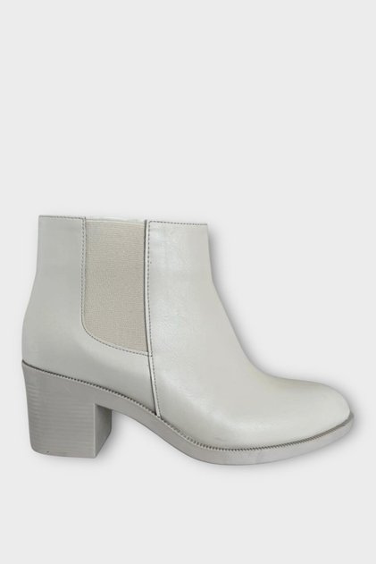 Short Heeled Zippered Women's Boots (7cm) Beige